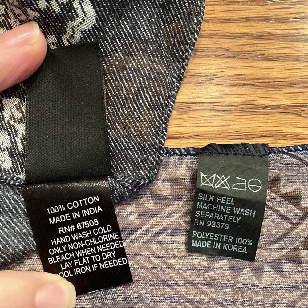Set of 2 square scarves - Picture 4 of 4